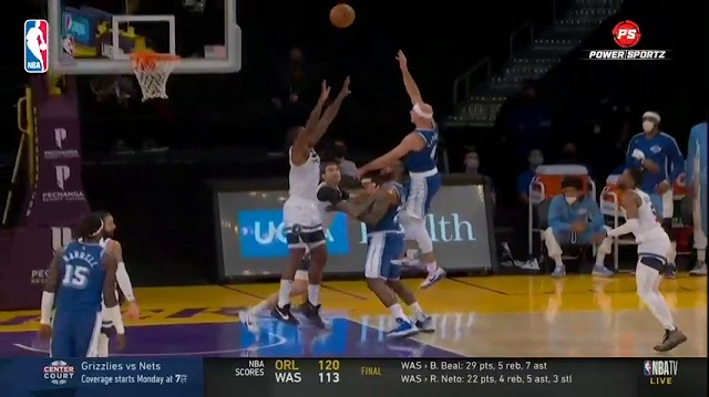 Basketball: Lebron plays orchestrator as six Lakers reach double digits in Minnesota blowout