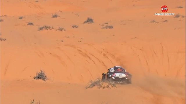 Motorsport: Carlos Sainz wins stage six of the 2021 Dakar Rally in Saudi Arabia